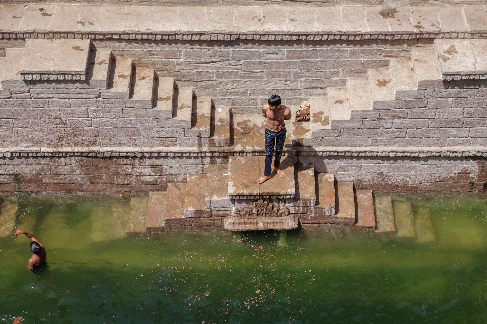 Feats of Daring at Toorji Ka Jhalra Stepwell, Jodhpur Man Vs Globe