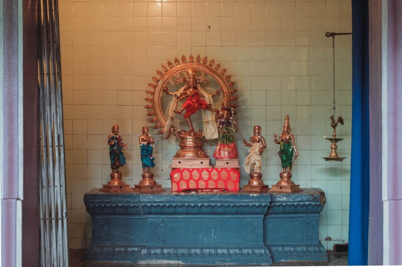 alter in a hindu temple in sri lanka
